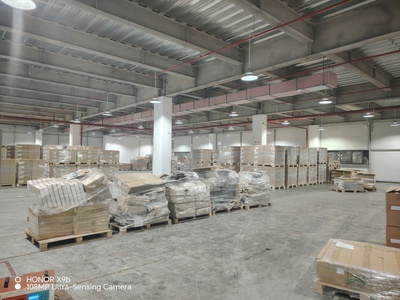 Cho thuê nhà xưởng 4000 m kcn tại đại đồng bắc ninh. - diện tích xưởng : 2000 m   2 tầng  - diện 2