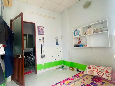 Bán nhà hẻm 6m nguyễn hữu cảnh - đối diện landmart, dt: 7x14m, 2 tầng- 2pn, 9.9 tỷ. 1