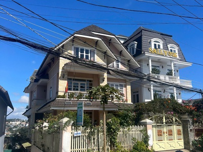Cho thuê villa 5 phòng ngủ đường triệu việt vương p3 22tr/tháng 1