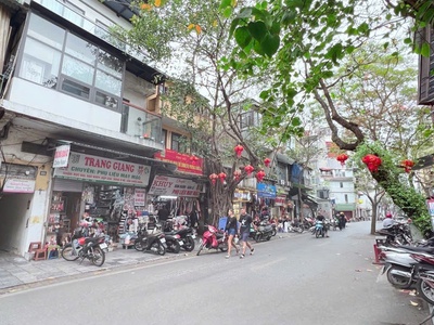 Siêu hiếm bán nhà mặt phố hàng bồ  trái tim phố cổ  giá đầu tư siêu hấp dẫn. diện tích: 203m  x 2 2
