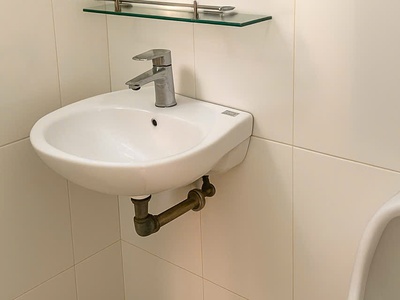 Bán nhà nhỏ trung tâm quận phú nhuận   nhỉnh 2 tỷ 2