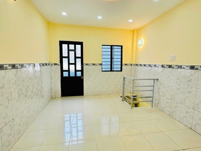 Bán nhà mới đẹp 100 - đường huỳnh thiện lộc, quận tân phú 0