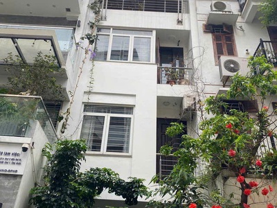 Bán biệt thụ lk  bạch thái bưởi 86m2x 4 tầng 20.5 tỷ hà đông 3