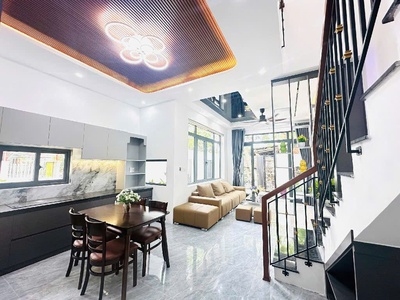 Cần bán nhà lô góc siêu thoáng 100m2- full nội thất- dọn vào ở ngay- chỉ 3,x tỷ 1