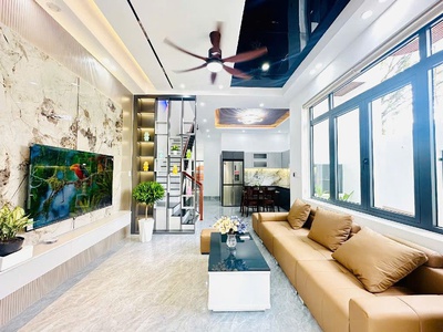 Cần bán nhà lô góc siêu thoáng 100m2- full nội thất- dọn vào ở ngay- chỉ 3,x tỷ 3