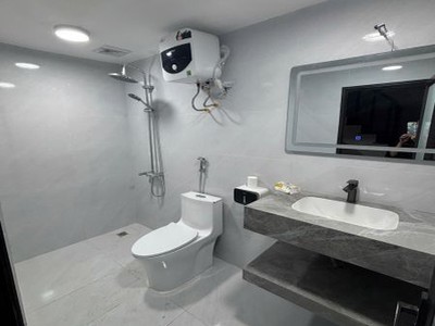 Cho thuê nhà nguyên căn 3 tầng 1 tum - nhà mới - 2 mặt tiền   ngõ 3m   cổ nhuế 2 4