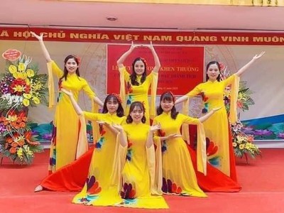 Cho thuê quần áo biểu diễn trẻ em tại tphcm 18