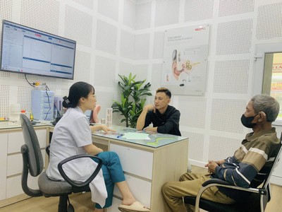 Những thói quen gây hại cho thính giác mà bạn không ngờ tới 1