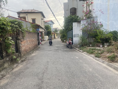 Bán lô góc 247m2 đất xóm 4 Đông Dư, Gia Lâm. Đường 5m ô tô tránh, cạnh hai hồ điều hòa 0