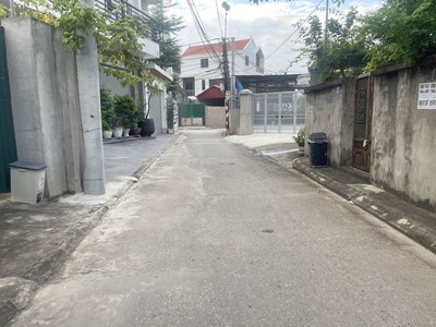 Bán lô góc 247m2 đất xóm 4 Đông Dư, Gia Lâm. Đường 5m ô tô tránh, cạnh hai hồ điều hòa 3