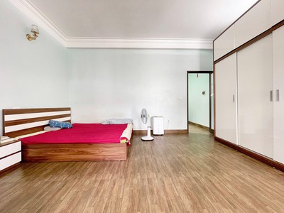 Bán Nhà 3 Tầng Giáp KĐT Bãi Muối,P.Cao Thắng. DT:58m2,MT:5.5m 3