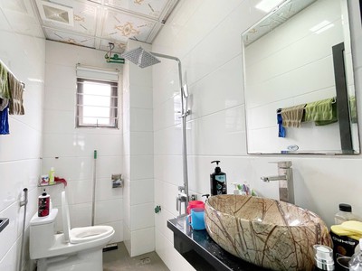 Bán Nhà 3 Tầng Giáp KĐT Bãi Muối,P.Cao Thắng. DT:58m2,MT:5.5m 4