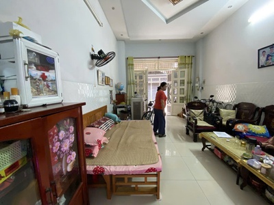 Bán nhà 2 tầng đẹp Kênh Tân Hóa, Quận Tân Phú Giá chỉ 5.5 tỷ 0