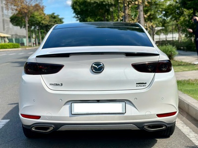 Bán xe Mazda 3 Luxury 1.5 AT 2024, màu trắng. 1