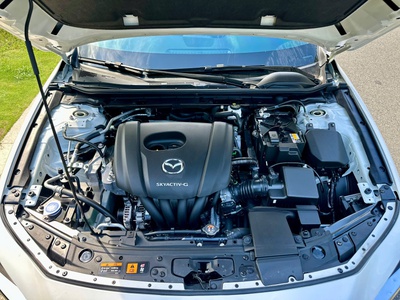 Bán xe Mazda 3 Luxury 1.5 AT 2024, màu trắng. 14