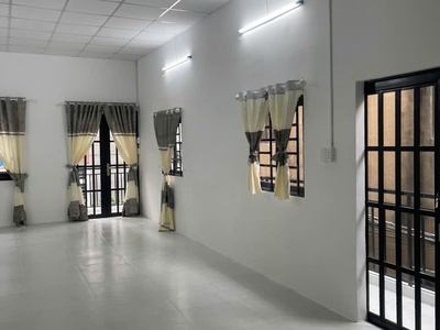 Bán gấp nhà 2 mặt hẻm Ông Ích Khiêm P.5 Quận 11 2