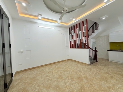 Bán nhà gấp Lạc Long Quân, Tây Hồ, Hà Nội 7