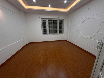 Bán nhà gấp Lạc Long Quân, Tây Hồ, Hà Nội 2