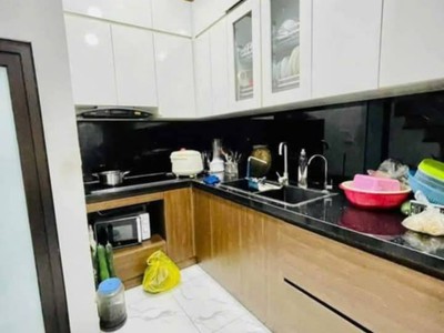 Bán nhà cầu giấy - nhà đẹp - kinh doanh - dân trí cao - ô tô đỗ trước cửa 2