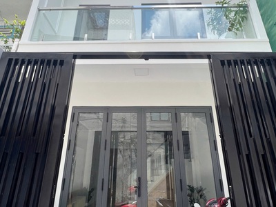 Nhà mới 2 tầng sát đường nguyễn duy p12q8. giá: 4.6 tỷ tl 0