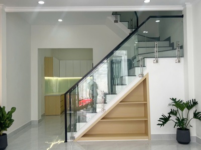Nhà mới 2 tầng sát đường nguyễn duy p12q8. giá: 4.6 tỷ tl 1