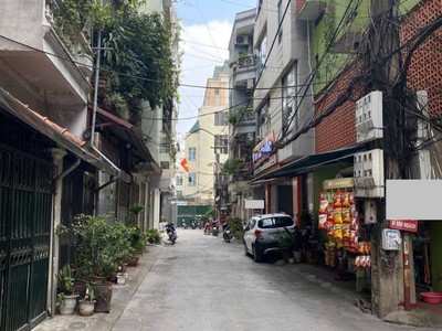 Bán phân lô cầu giấy  hoàng quốc việt  6 tầng 3m2, mặt tiền 8 mét giá nhỉnh 12 tỷ 1