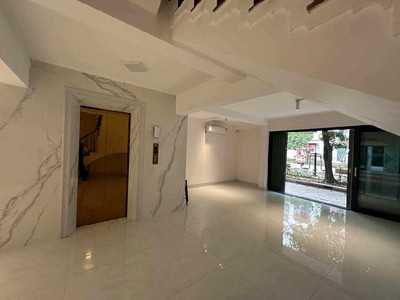 Bán nhà vip hoàng ngân, vỉa hè, ô tô tránh, ở kết hợp kd, 2 mặt thoáng, chỉ 70 tỷ 3