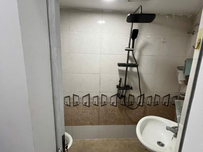 Bán căn hộ 50m2 - lạc long quân - tây hồ - giá chỉ 1.75 tỷ - 2 pn, 1wc 4