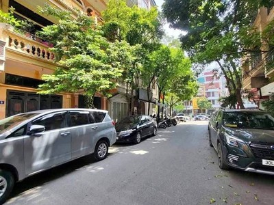 Bán nhà phân lô lạc trung - minh khai - 85m x 5 tầng - giá nhỉnh 26 tỷ - kinh doanh đỉnh 0