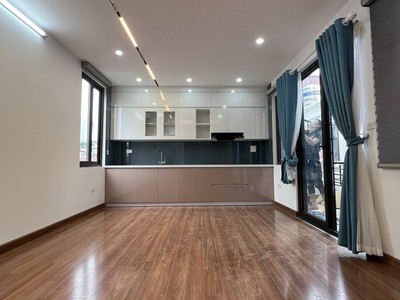 Kinh doanh vô địch, mặt phố cốm vòng - duy tân 60/70m2 - 7t thang máy, 36 tỷ 2