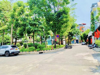 Tân sơn nhì - đường 8m thông - view công viên - 72m  - 4 tầng - 4pn giá 9 3