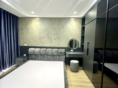Bán nhà nguyễn văn cừ, long biên, thang máy, full nội thất, 20m ra ô tô tránh, 6 tầng. 2