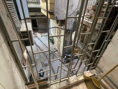 Bán nhà tâp thể ngõ 181 nguyễn trãi - 60m - 3 ngủ - giá 2,5 tỷ 4