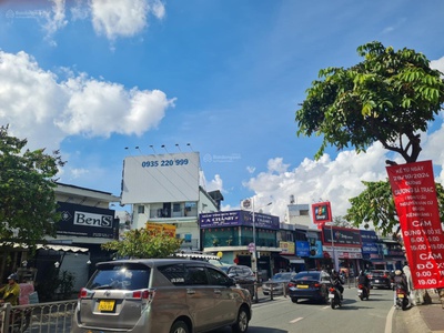 Bán nhà ngay dương bá trạc - p. 2 - quận 8 - ngang 4 x22 m, 4 tầng nhỉnh 10 tỷ 0