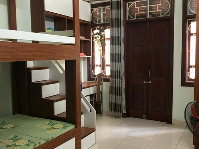 Nhà siêu cấp đẻ tiền   giữ là giàu   bỏ là hối không kịp  36m: 5.5 tỷ   thu: 20tr/tháng   phép màu 1