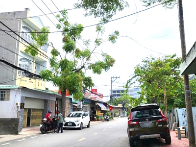 Nhà đẹp giá tốt linh đông   103m  5x21m   xe hơi vào tận sân, gần phạm văn đồng   sổ hồng riêng chỉ 2