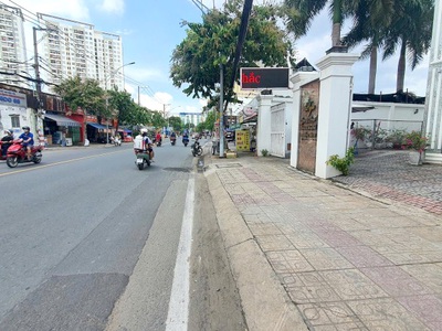 Siêu vip  mặt tiền kinh doanh lớn thủ đức - đặng văn bi   341m2   2000m2 sàn, vị trí vàng, giá tốt 2