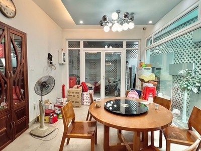 Bán nhà 3 tầng, 175m , 3pn, 4wc, linh đông, thủ đức - 16.8 tỷ 1