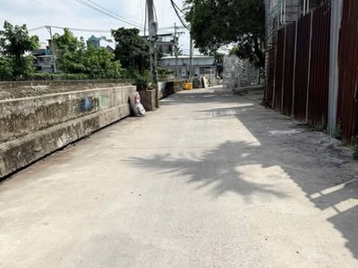 Bán đất 6.2 x 24 làm xưởng 2ty250 mặt tiền tl31 đã xây móng kiên cố tường bao 1