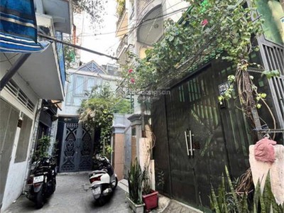  bán nhà hxh cmt8, q.3, điện nlmt, chỉ 9.x tỷ 2