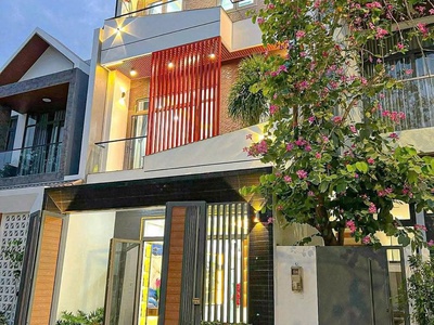  Vị trí đắc địa   Thiết kế sang trọng   Giá cực hấp dẫn 0