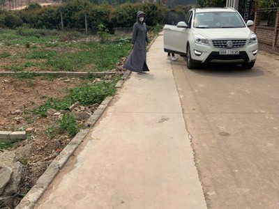 Chính chủ bán đất huyền sơn, lục nam   172.9m    70m  thổ cư   gần kcn   đường rộng 1