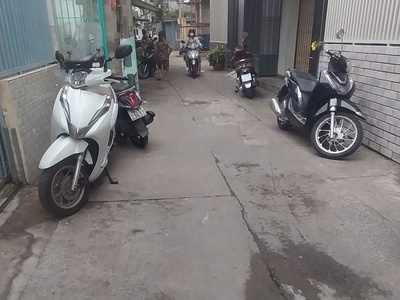 ♪ 2.25 tỷ nhà kiệt nguyễn hoàng, gần nguyễn văn linh, 32.5m2 2 tầng sạch đẹp, ở ngay 2