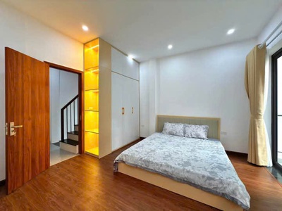 Chính chủ cần bán gấp nhà hoàng văn thái 50m giá 13 tỷ khu phân lô quân đội , ô tô tránh 4
