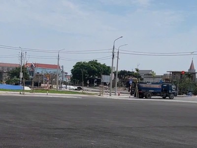 Cần bán nhanh lô đất đấu giá 108m x mt 6m ở giao thịnh, giá chỉ 1xtr/1 m2 2