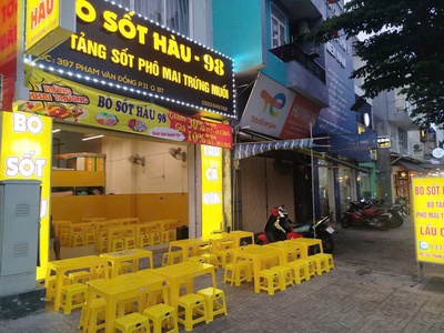 Sang nhượng quán bò sốt hàu   mặt bằng đẹp, khu vực đắc địa phạm văn đồng 2