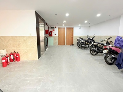 Bán tòa nhà 5 tầng - 13 chdv, hẻm 5m tống văn hên - trường chinh, 7x20m, 18.8 tỷ 0