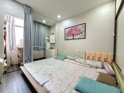Nhà mới 5tầng cách mặt tiền 15m hẻm thẳng xe hơi sổ vuông 30m2 gía 7,5 tỷ thương lượng 1