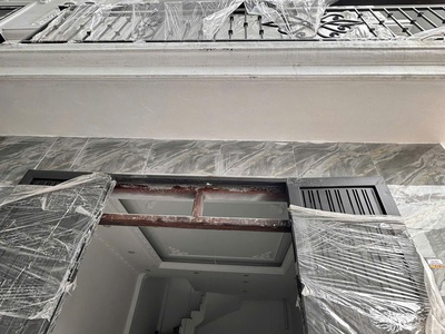 Bán nhà ngô gia tự, long biên, nhà xây mới, 10m ra ô tô tránh đỗ ngày đêm, giao thông di chuyển 1