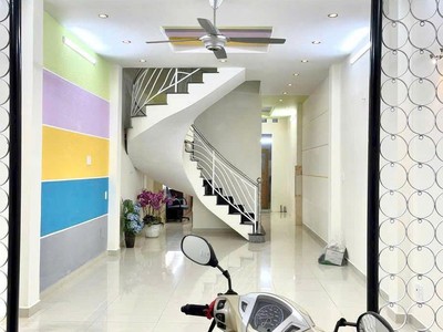 Nhà đẹp, 3tầng, 70m2 4x17 , hxh 6m, ba vân, âu cơ p.14 tân bình chỉ 9.xtỷ. 4